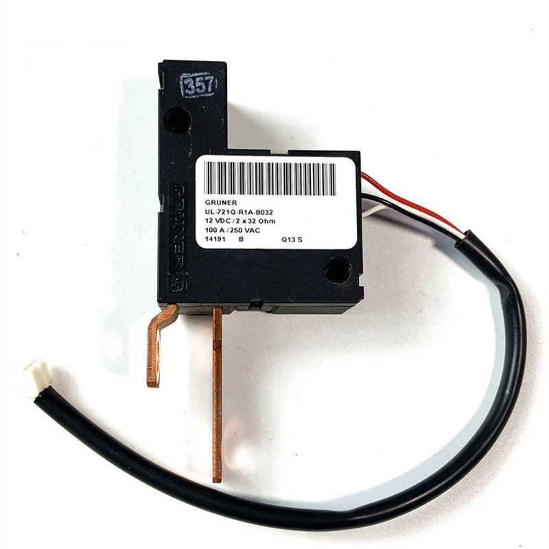 UL-721Q-R1A-B032 contact 12v 100A used and test